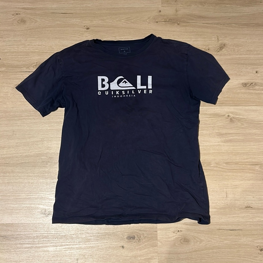 Quiksilver Bali Indonesia Men's Large T-Shirt - Casual Surf Style